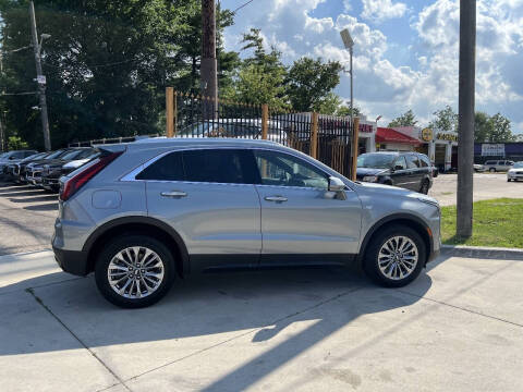 2025 Cadillac XT4 Premium Luxury