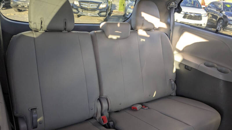 2018 Toyota Sienna XLE 7-Passenger