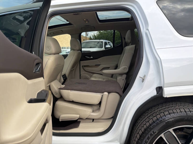 2019 GMC Acadia Denali