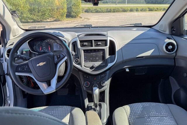 2020 Chevrolet Sonic LT