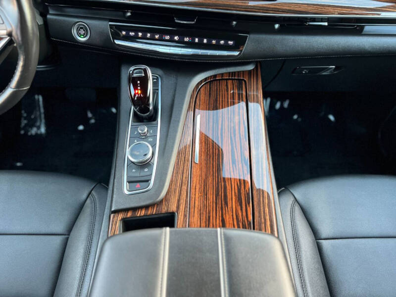 2022 Cadillac Escalade ESV Luxury