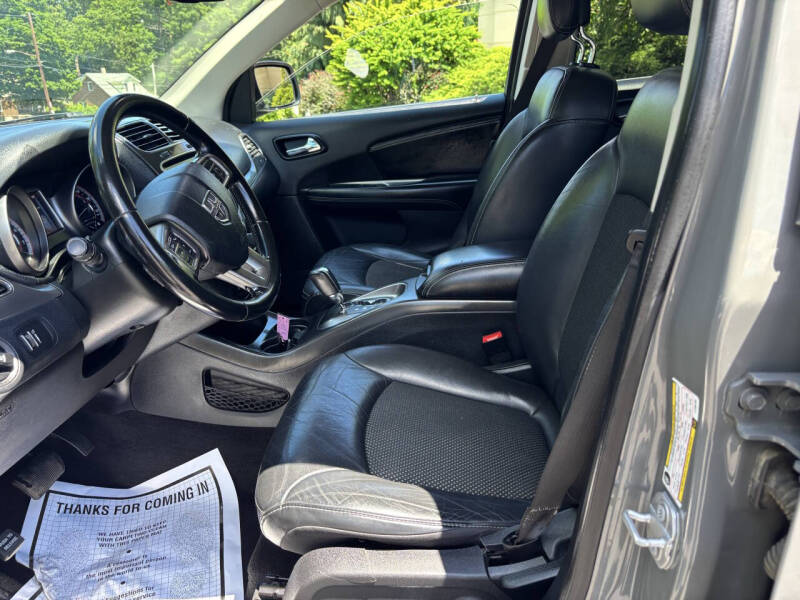 2020 Dodge Journey Crossroad