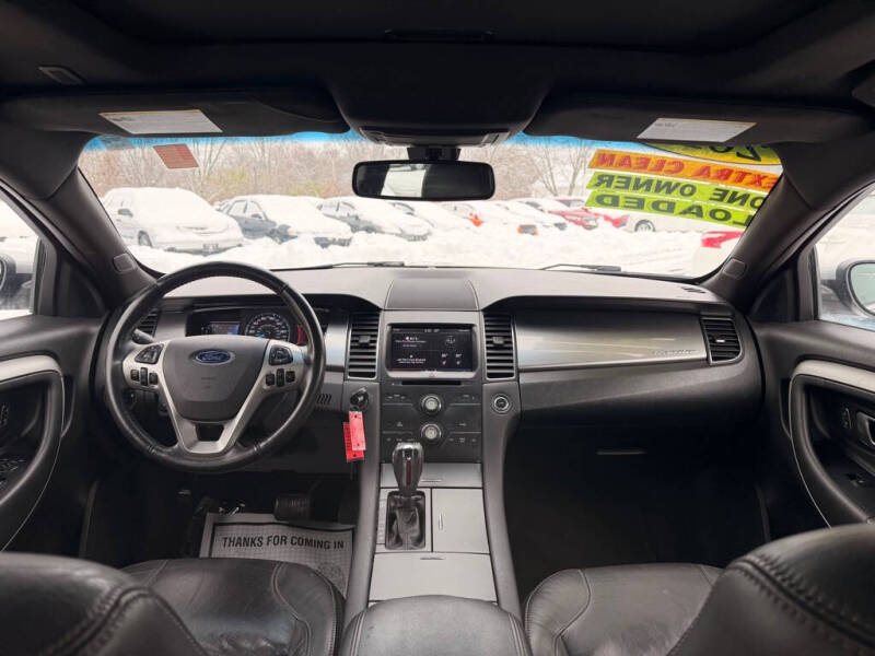 2013 Ford Taurus SEL