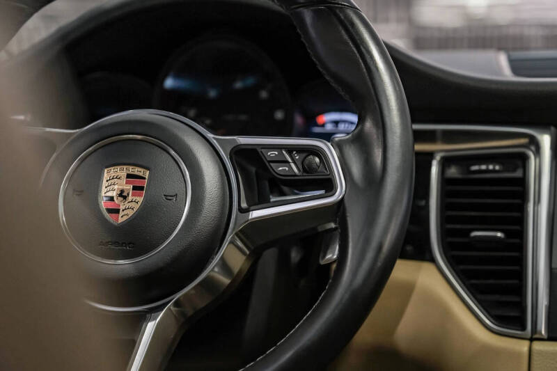 2018 Porsche Macan