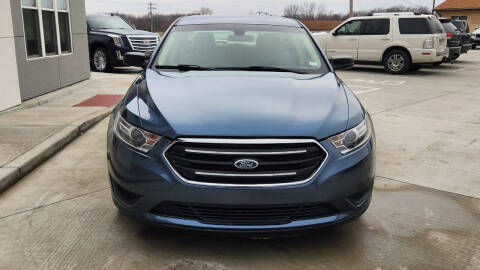 2018 Ford Taurus SE