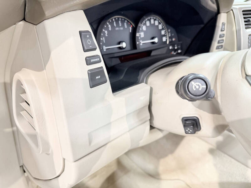 2005 Cadillac XLR