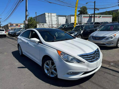 2013 Hyundai Sonata for sale at Giordano Auto Sales in Hasbrouck Heights NJ