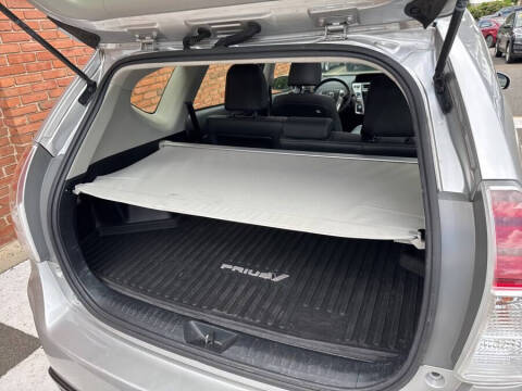 2015 Toyota Prius v Five