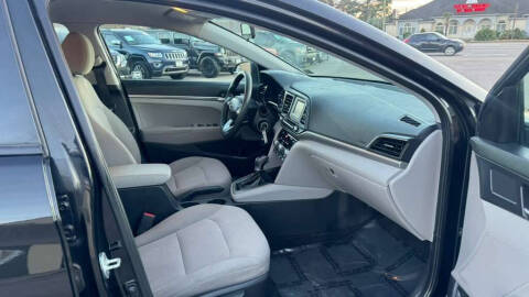 2020 Hyundai Elantra SE