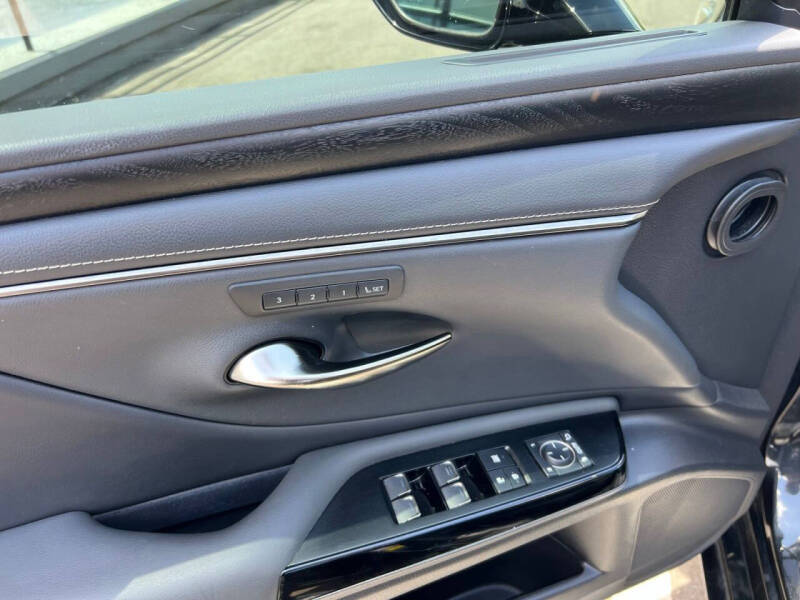2022 Lexus ES 350