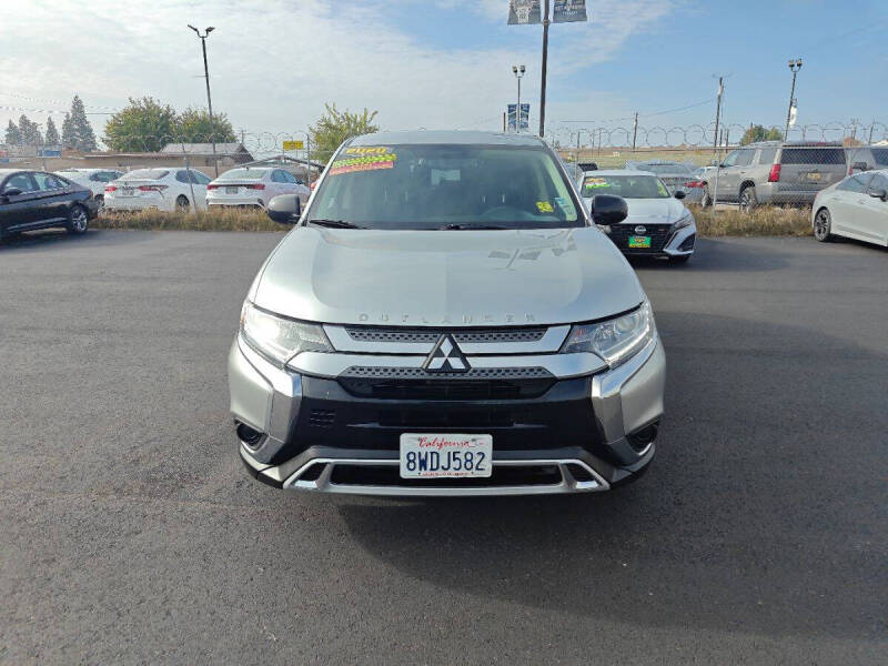2020 Mitsubishi Outlander ES