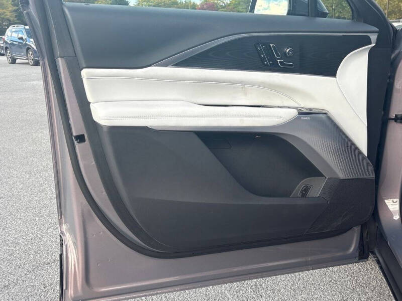 2026 Cadillac LYRIQ Premium Luxury