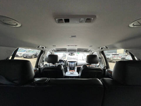 2019 Cadillac Escalade Standard