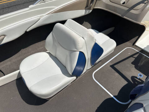 2004 Bayliner 185