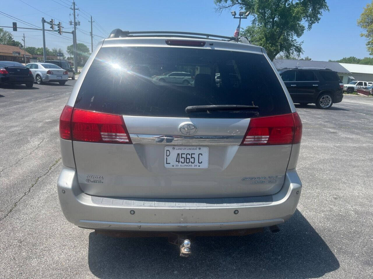 2004 Toyota Sienna for sale at Bastian s Auto Outlet in Coal Valley, IL