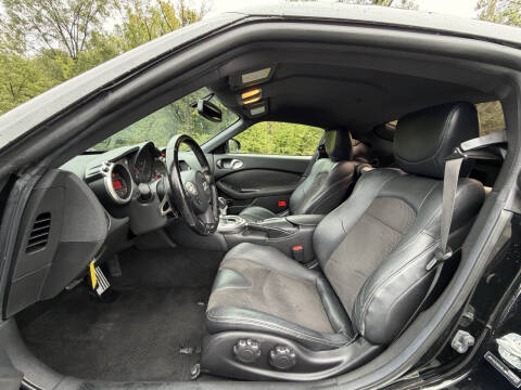 2018 Nissan 370Z Sport