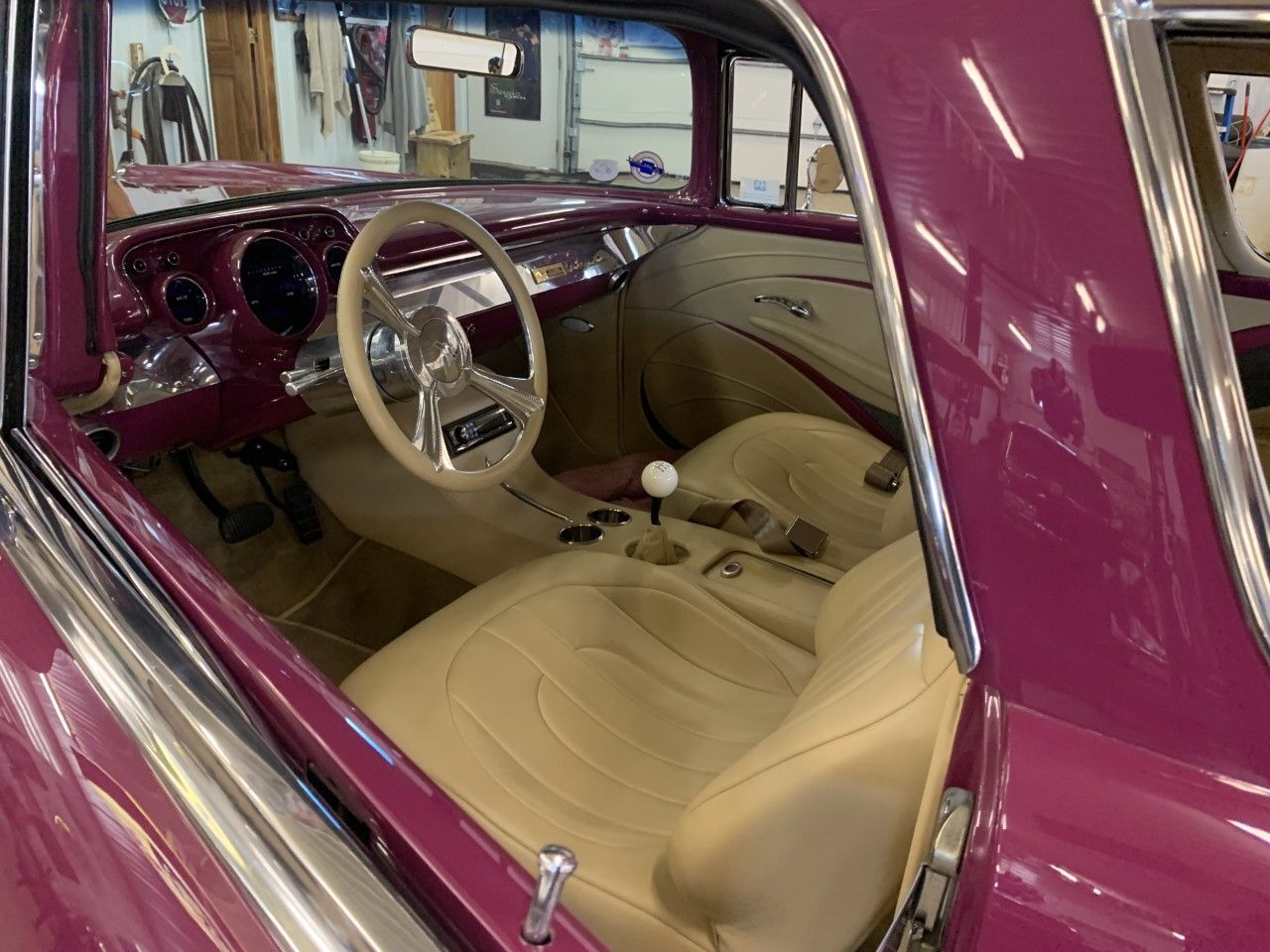 1957 Chevrolet Nomad 18