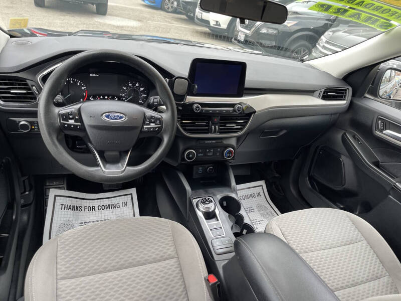 2021 Ford Escape SE