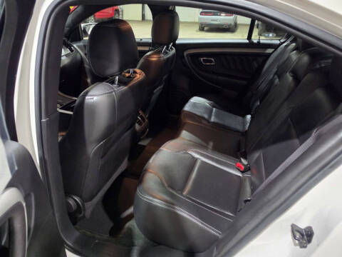 2016 Ford Taurus SEL
