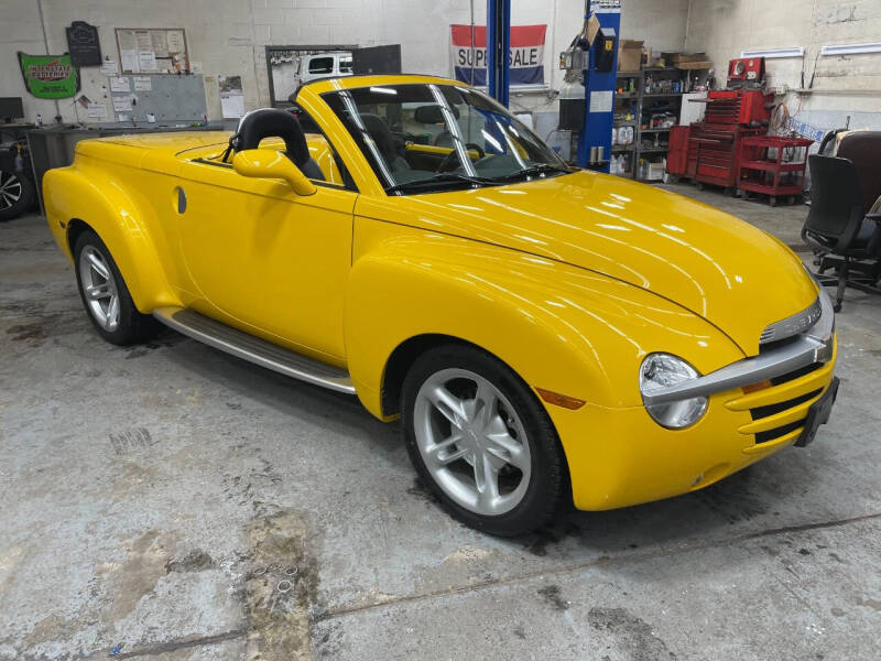 Chevrolet SSR's photo