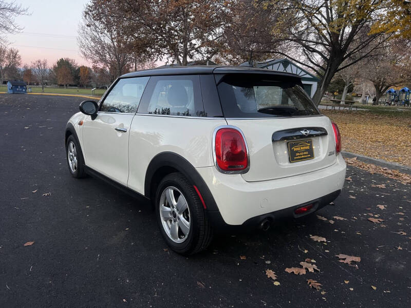 2017 MINI Hardtop 2 Door Cooper