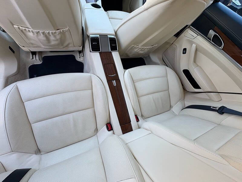 2011 Porsche Panamera 4