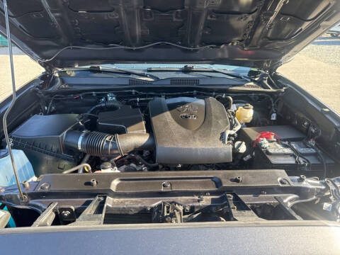 2022 Toyota Tacoma SR5 V6