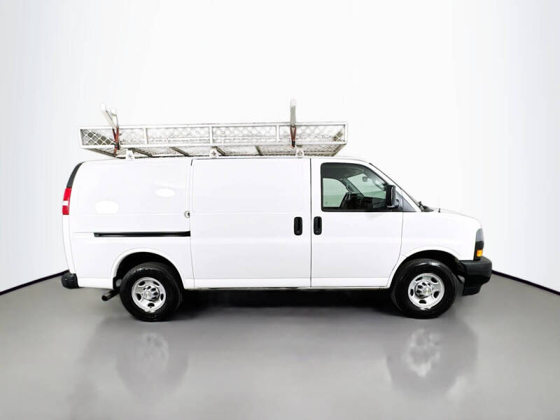 2021 Chevrolet Express 2500