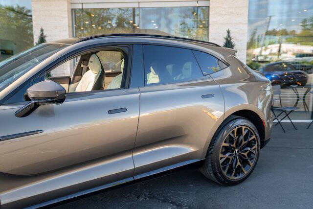 2021 Aston Martin DBX 46