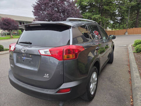 2014 Toyota RAV4 LE