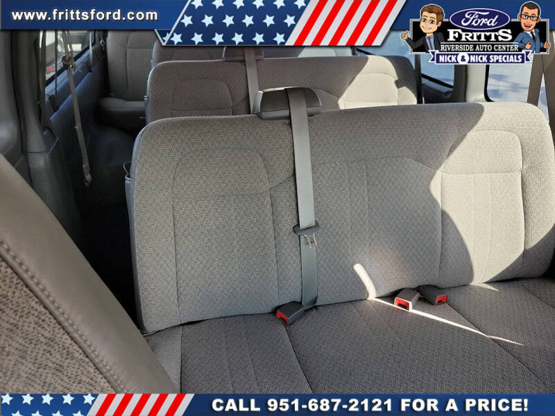 2017 GMC Savana LT 3500