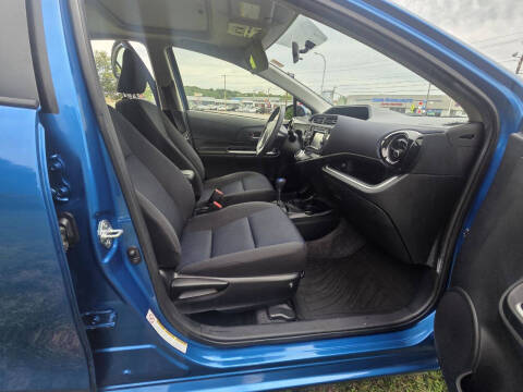 2015 Toyota Prius c Four