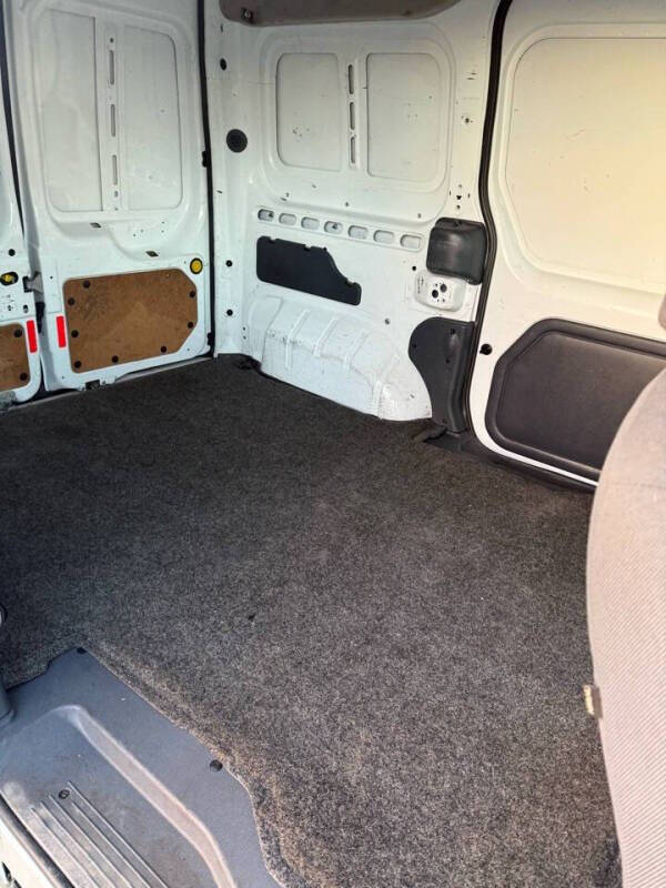 2011 Ford Transit Connect XL photo 10