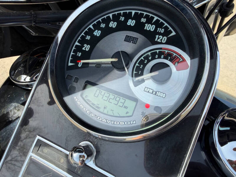 2008 Harley-Davidson FLSTN