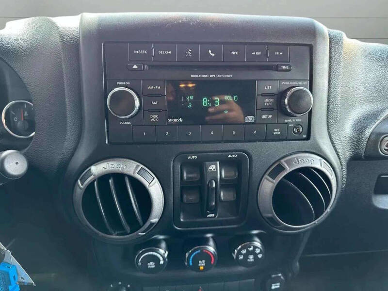 2015 Jeep Wrangler Unlimited Sport