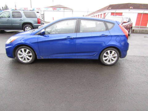 2012 Hyundai Accent SE