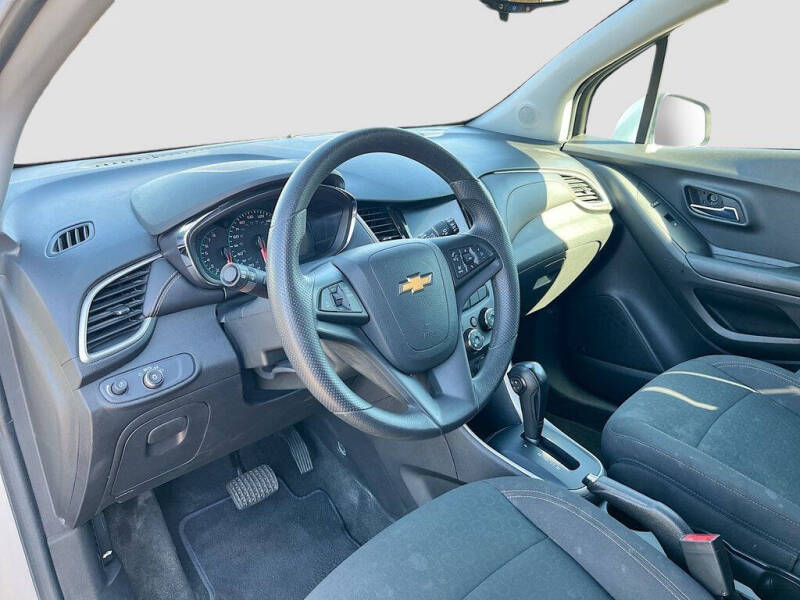 2022 Chevrolet Trax LS