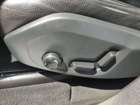 2017 Volvo XC90 T6 Momentum