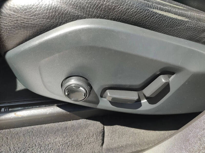 2017 Volvo XC90 T6 Momentum