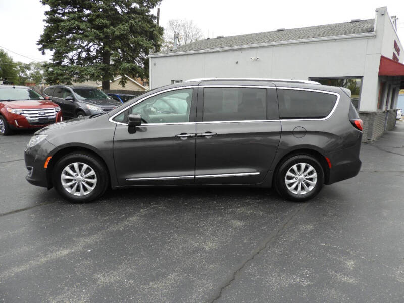 2019 Chrysler Pacifica Touring L