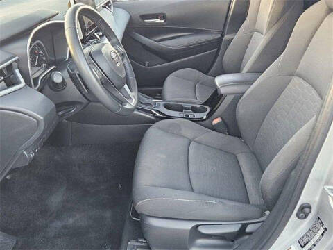 2024 Toyota Corolla Hatchback SE