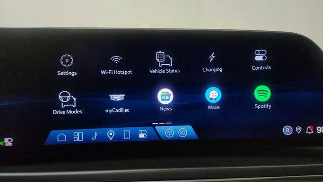 2024 Cadillac LYRIQ Tech