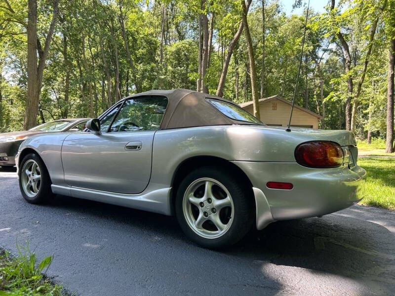 2000 Mazda MX-5 Miata