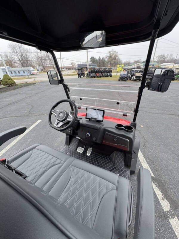 2025 Denago Rover XL