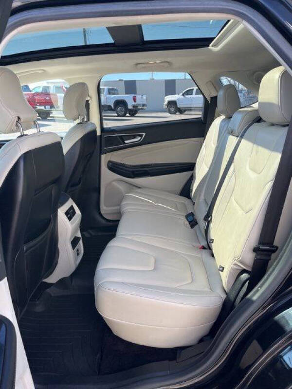 2016 Ford Edge Titanium