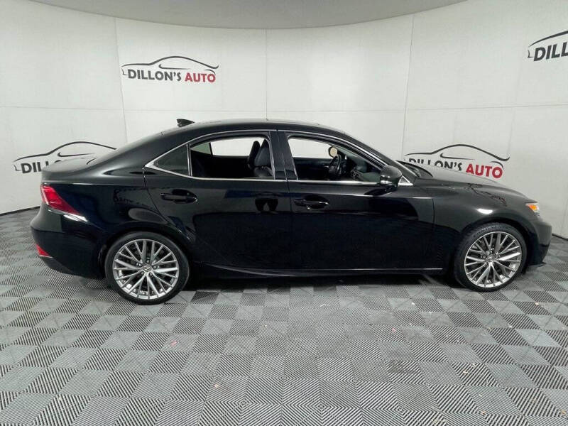 2016 Lexus IS 300