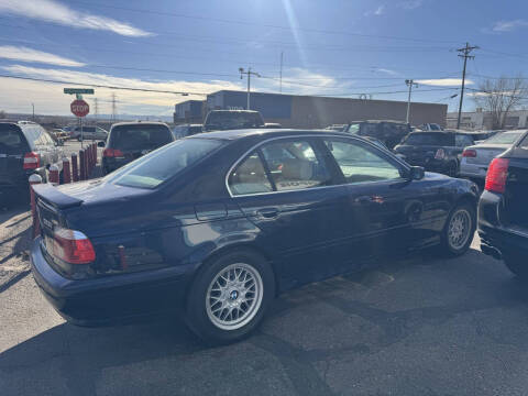 2001 BMW 5 Series 525i
