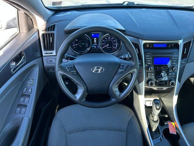 2013 Hyundai Sonata Hybrid