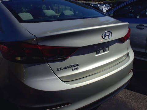 2017 Hyundai Elantra SE