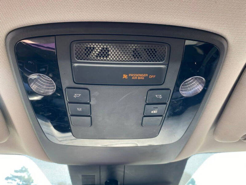 2023 Kia Carnival